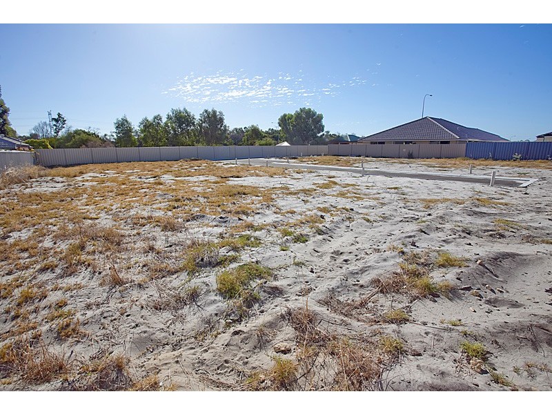 1/217 Patricia Street, Caversham WA 6055