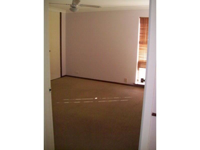 50 Cantua Way, Forrestfield WA 6058