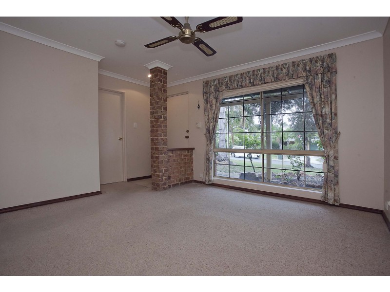 19 Pinewood Pl, Beechboro WA 6063