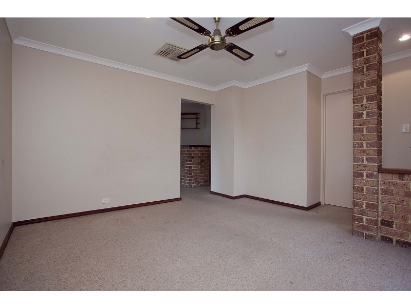 19 Pinewood Pl, Beechboro WA 6063