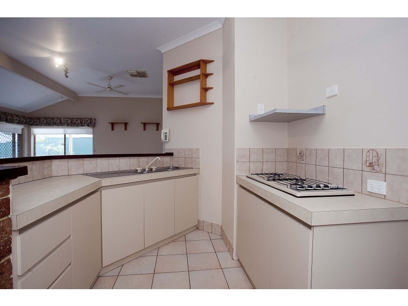 19 Pinewood Pl, Beechboro WA 6063