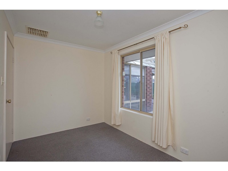 19 Pinewood Pl, Beechboro WA 6063