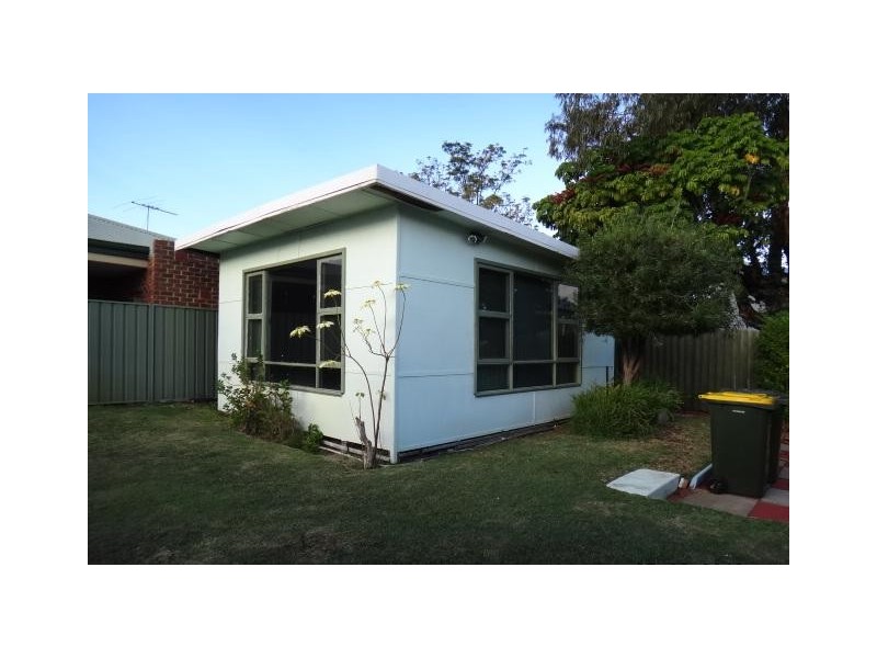 130 Carnarvon Street, East Victoria Park WA 6101