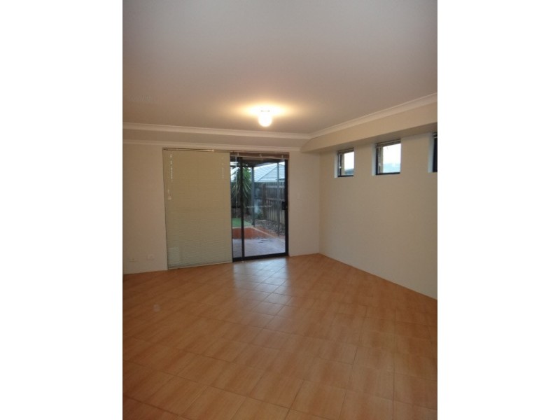 15C Maneroo Way, Ellenbrook WA 6069