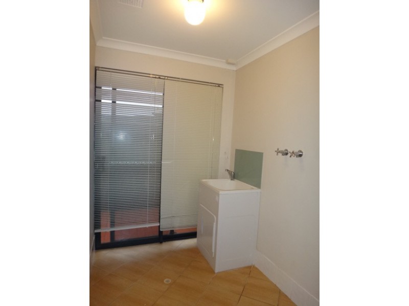 15C Maneroo Way, Ellenbrook WA 6069