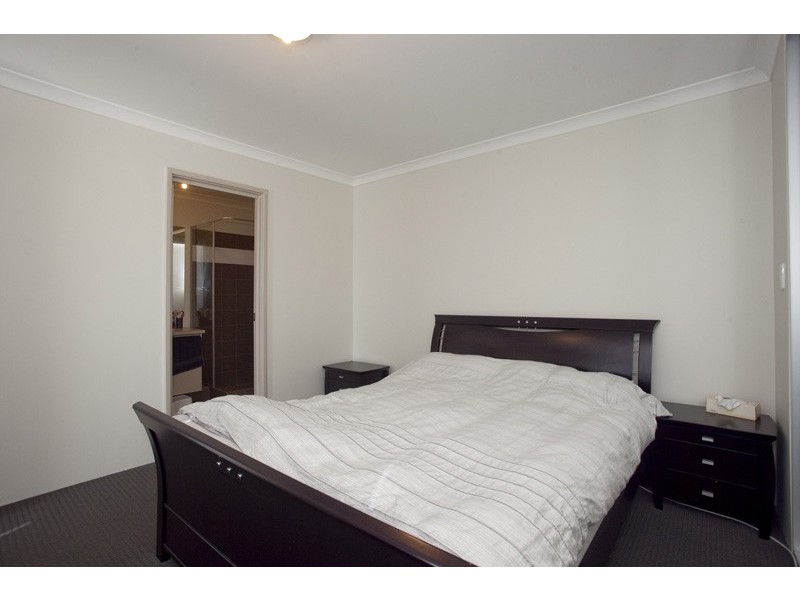 40C Russell Road, Madeley WA 6065