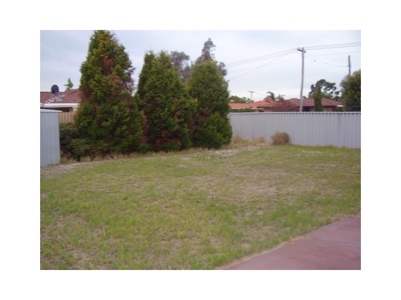 42 Darwin Crescent, Beechboro WA 6063
