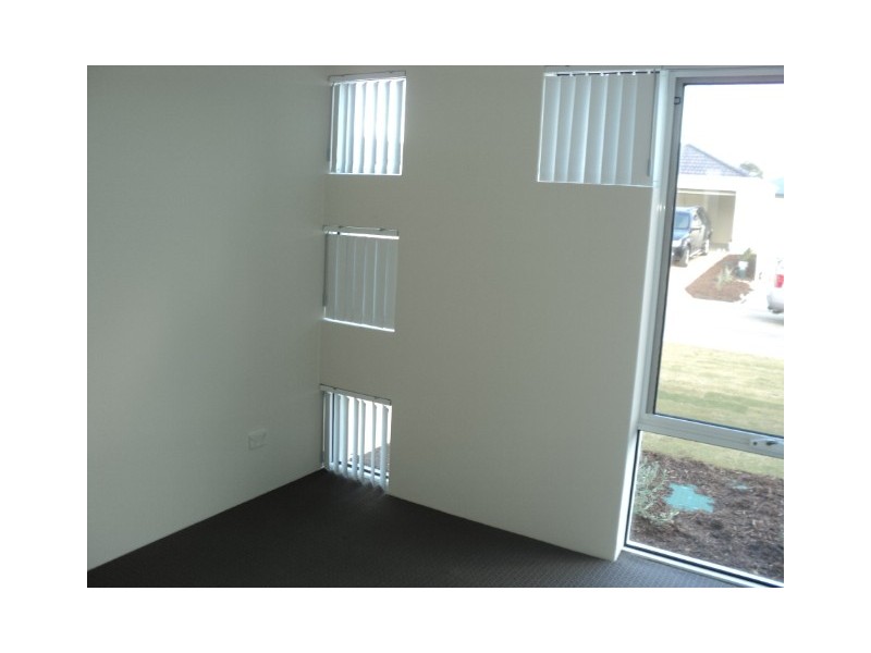 10 Turtledove Way, Beechboro WA 6063