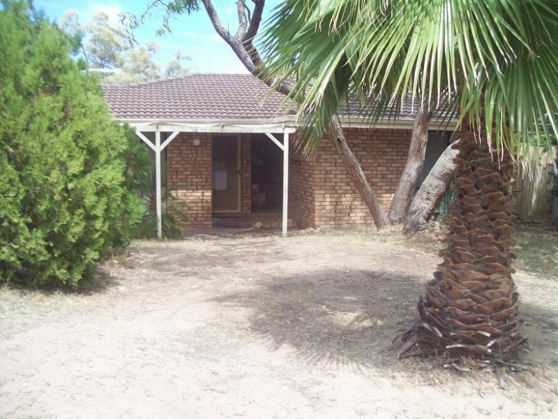 6 Eddy Close, Leda WA 6170