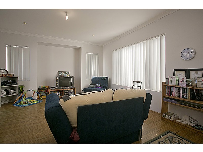 9 Whitecap Street, Yanchep WA 6035