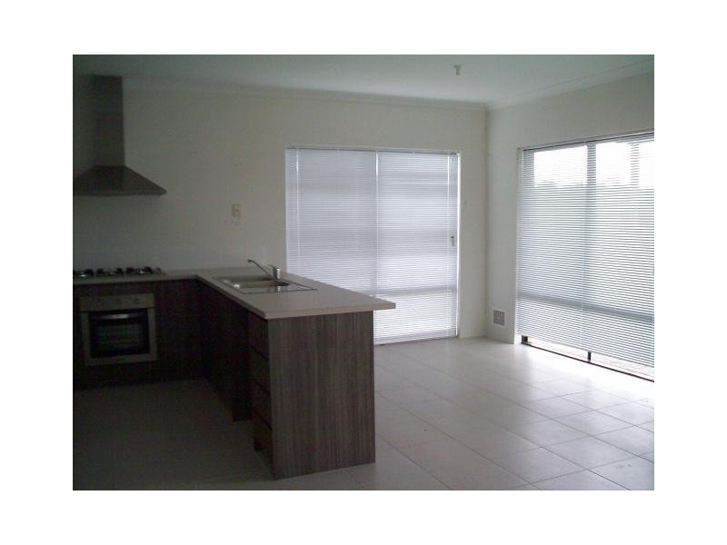 12 Turtledove Way, Beechboro WA 6063