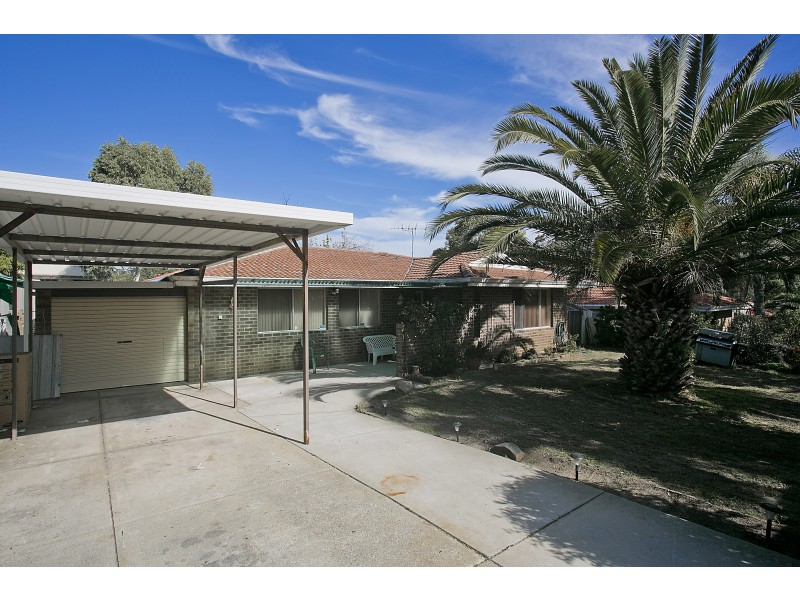 27 Woolgar Way, Lockridge WA 6054