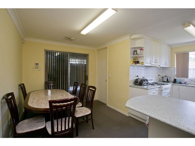 27 Woolgar Way, Lockridge WA 6054