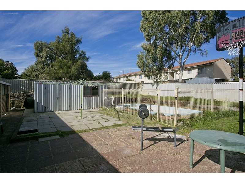 27 Woolgar Way, Lockridge WA 6054