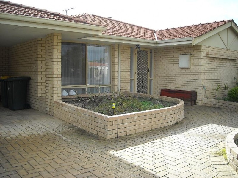 6 Axewood Place, Beechboro WA 6063