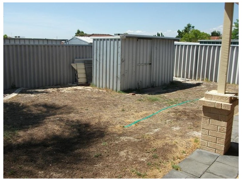 6 Axewood Place, Beechboro WA 6063