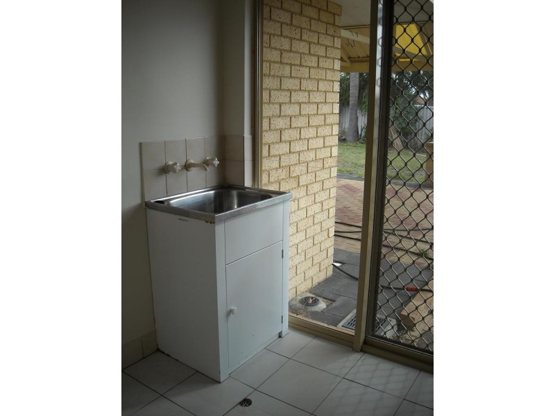 6 Axewood Place, Beechboro WA 6063