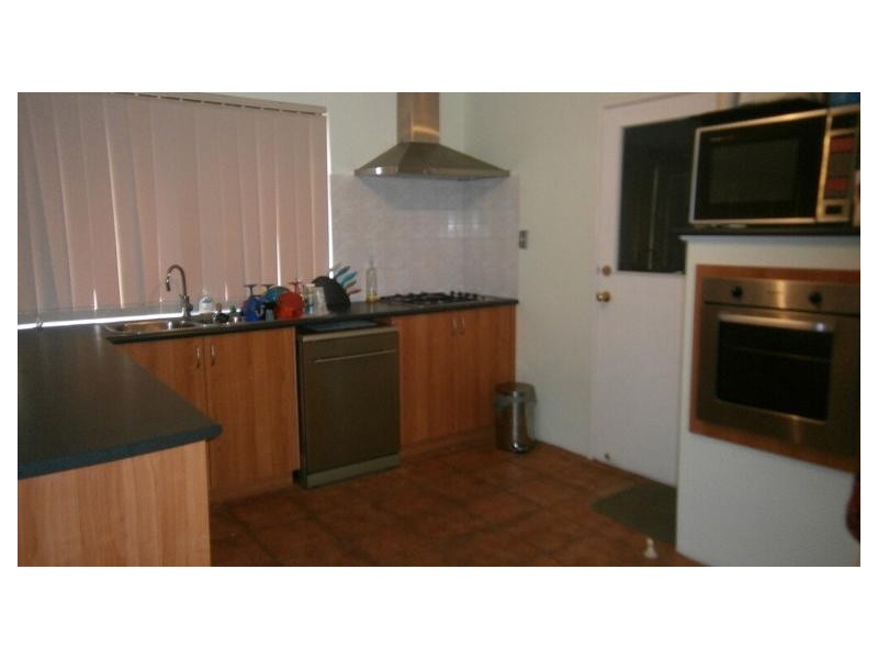 28 Toledo Circuit, Port Kennedy WA 6172