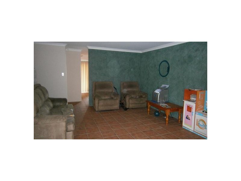 28 Toledo Circuit, Port Kennedy WA 6172