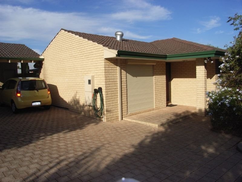 4/12 Fogerthorpe Crescent, Maylands WA 6051