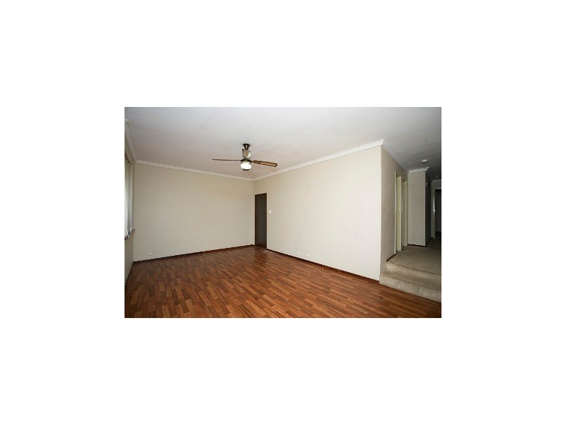 15 Ledger Street, Warnbro WA 6169