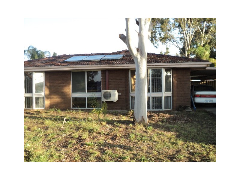 12 Hull Way, Beechboro WA 6063