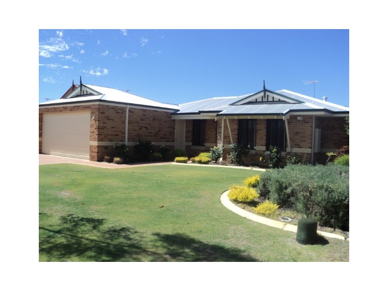 33 Fairywren Drive, Beechboro WA 6063