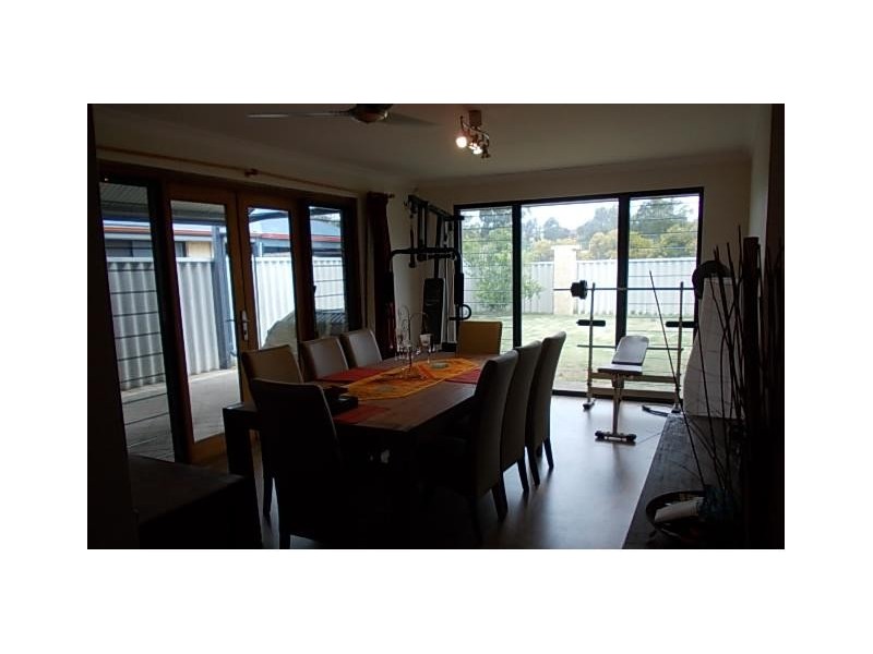 23 Hillwater Promenade, Beechboro WA 6063