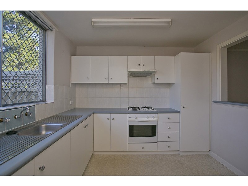 32C Casserley Av, Girrawheen WA 6064