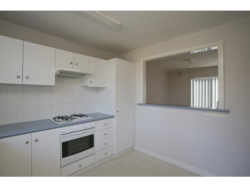 32C Casserley Av, Girrawheen WA 6064