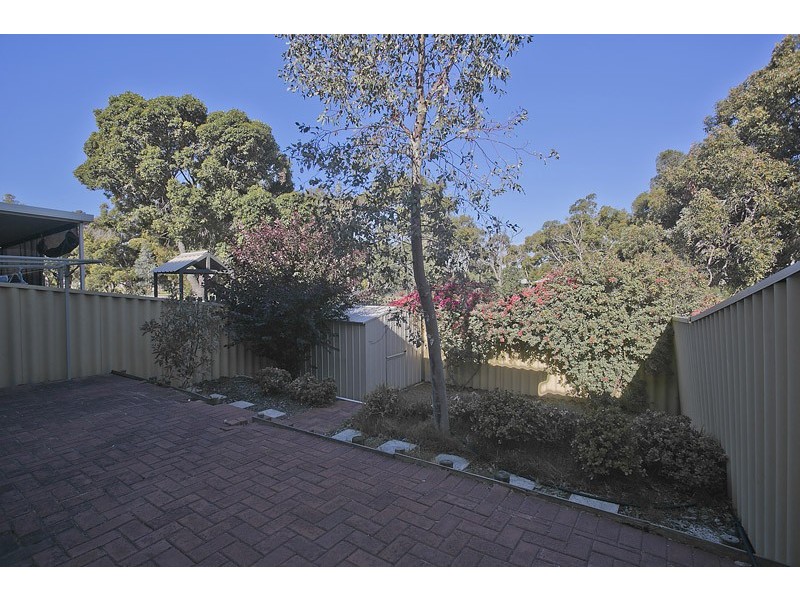 32C Casserley Av, Girrawheen WA 6064