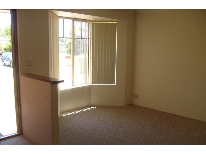 12 Cotton Place, Waikiki WA 6169