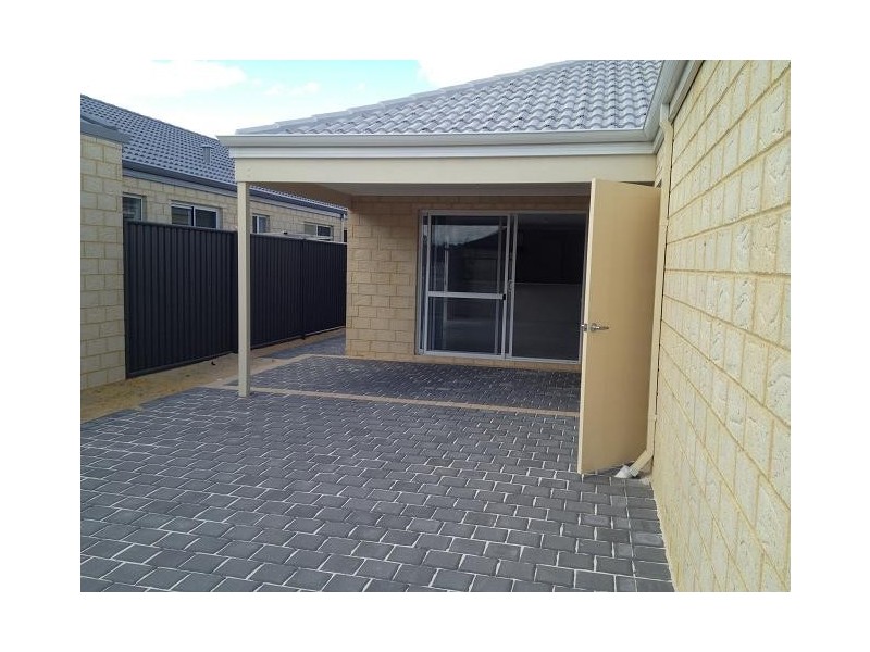 20 Summerville Blvd, Caversham WA 6055