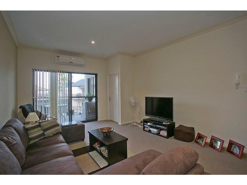 28/5 Keane Street, Midland WA 6056