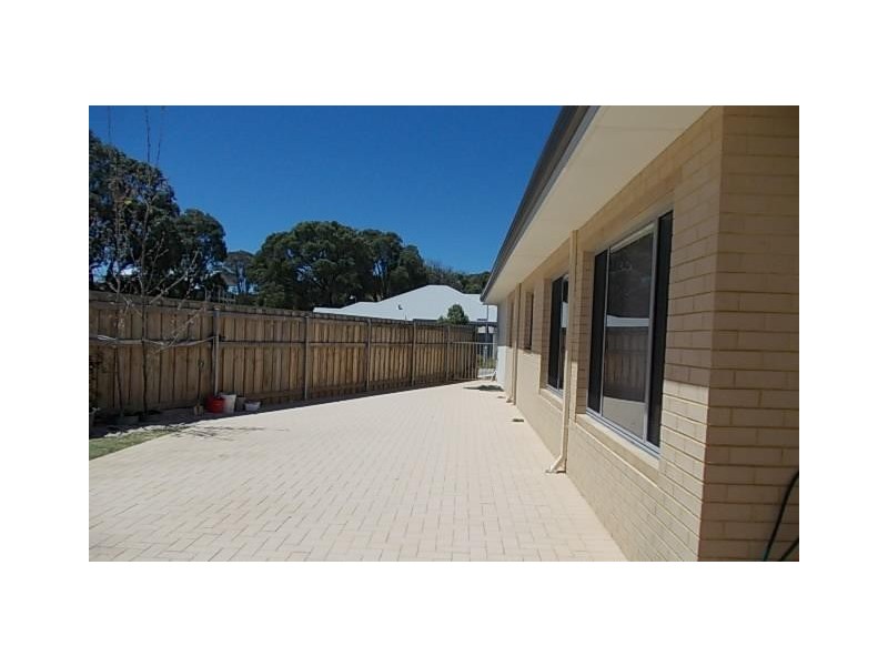 17 Cave Loop, Yanchep WA 6035