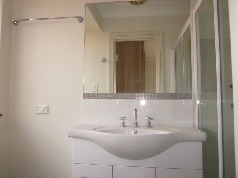 77 Walanna Drive, Karawara WA 6152