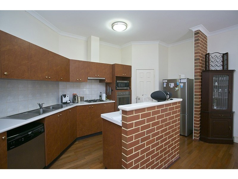 2B Mary Street, Hazelmere WA 6055