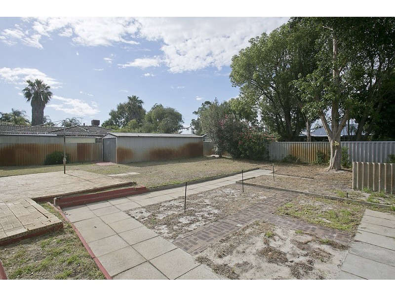 7 Sylvia Way, Eden Hill WA 6054