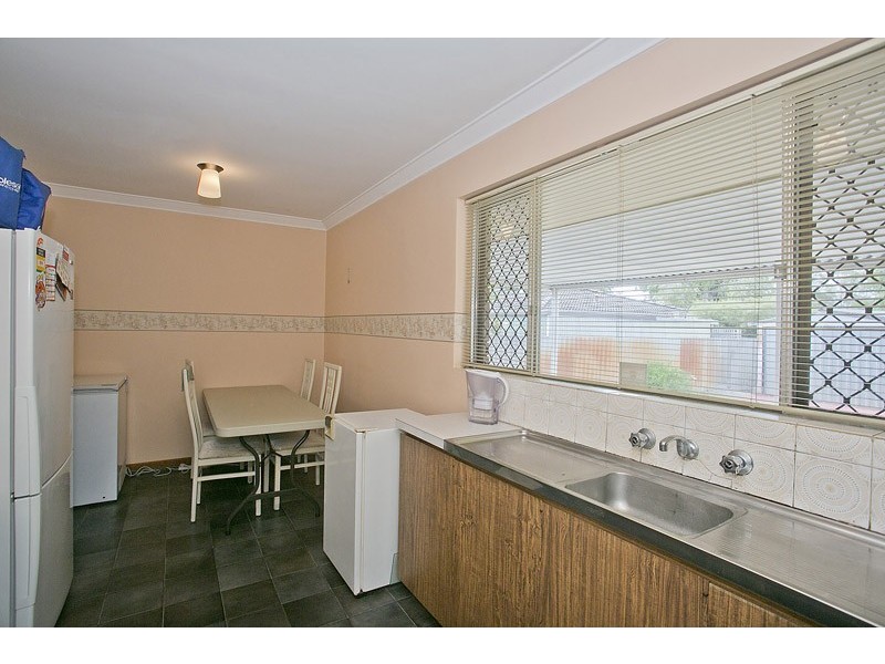 7 Sylvia Way, Eden Hill WA 6054