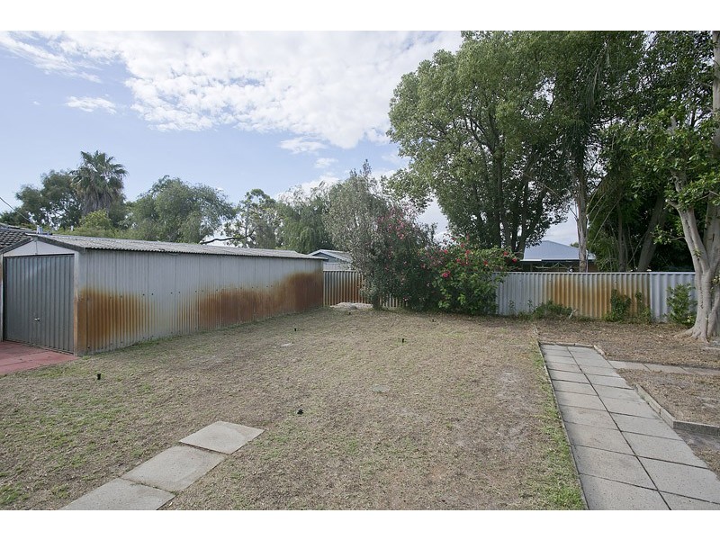 7 Sylvia Way, Eden Hill WA 6054