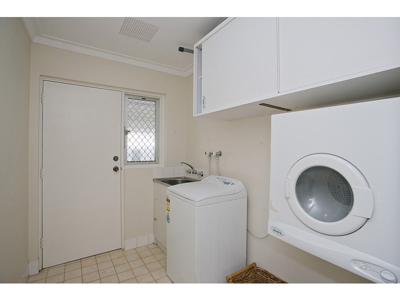 10b Cothill Court, Eden Hill WA 6054