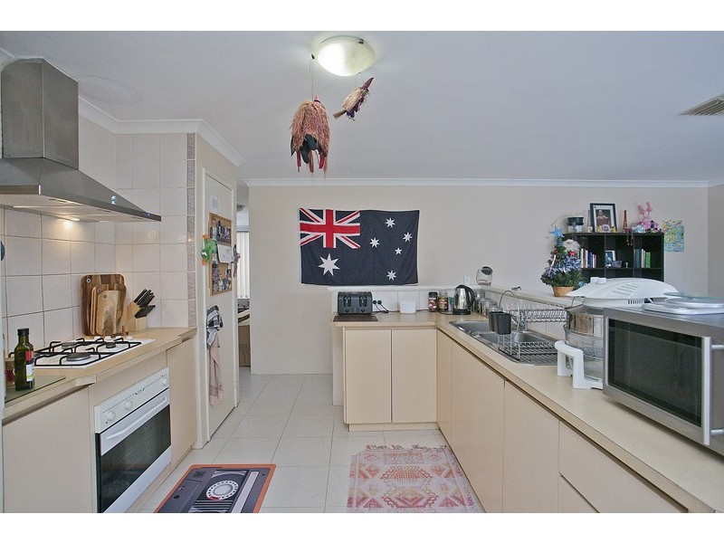 25 Scanlon Way, Lockridge WA 6054