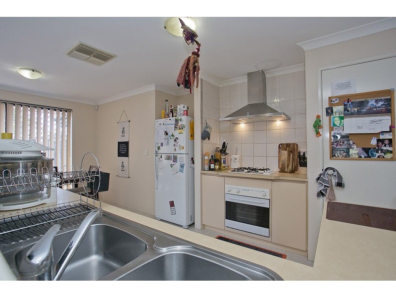 25 Scanlon Way, Lockridge WA 6054