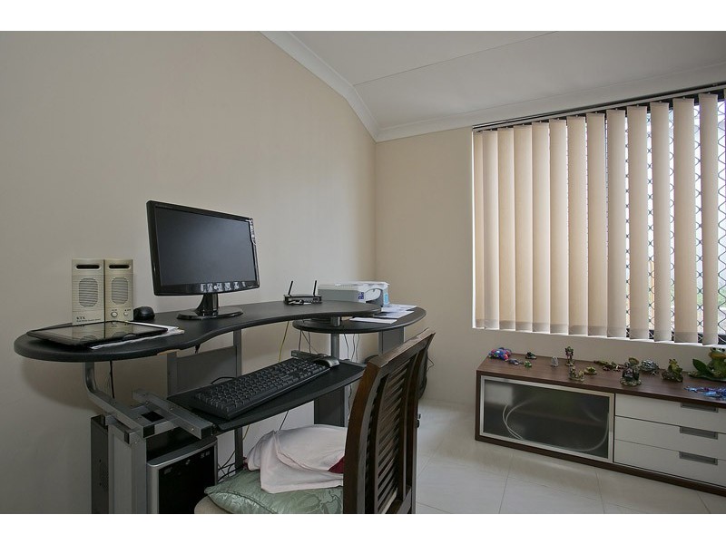 25 Scanlon Way, Lockridge WA 6054