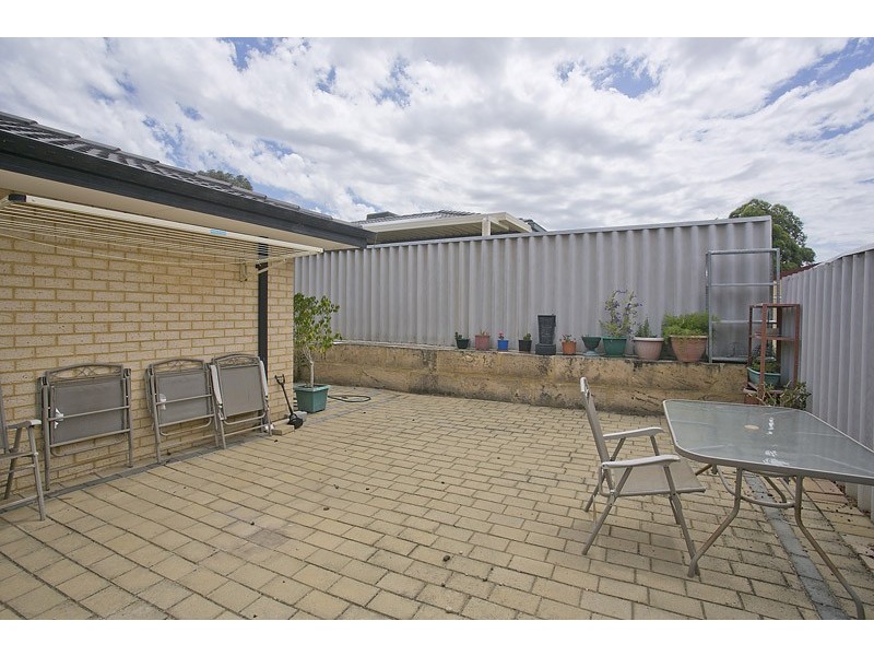 25 Scanlon Way, Lockridge WA 6054