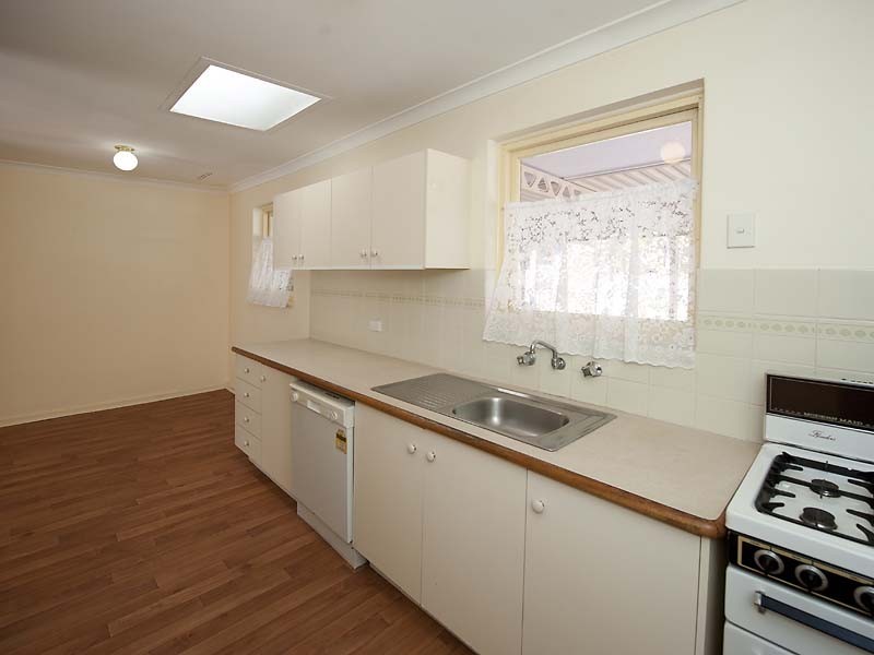27 Otterden Street, Gosnells WA 6110
