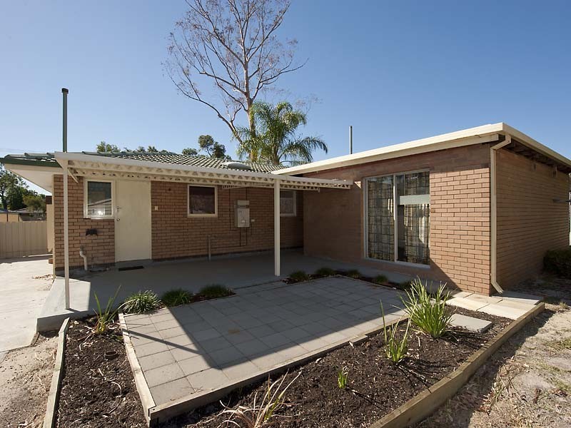 27 Otterden Street, Gosnells WA 6110