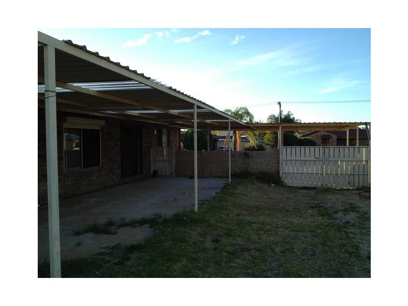 10 Dionne Place, Gosnells WA 6110