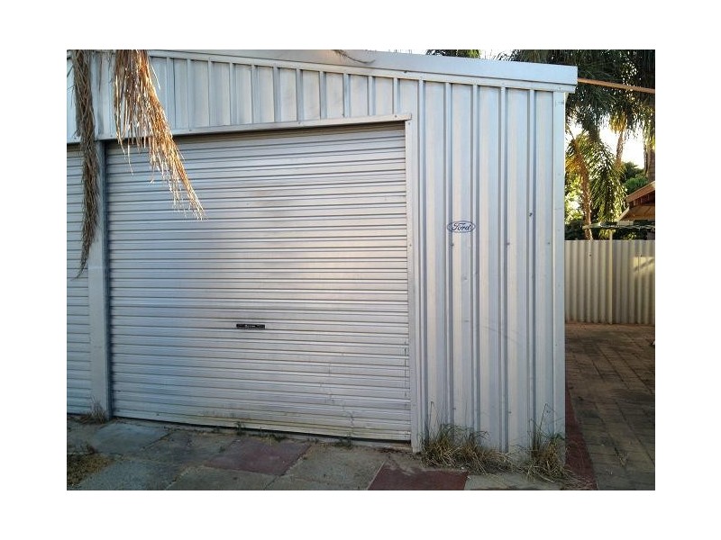 10 Dionne Place, Gosnells WA 6110