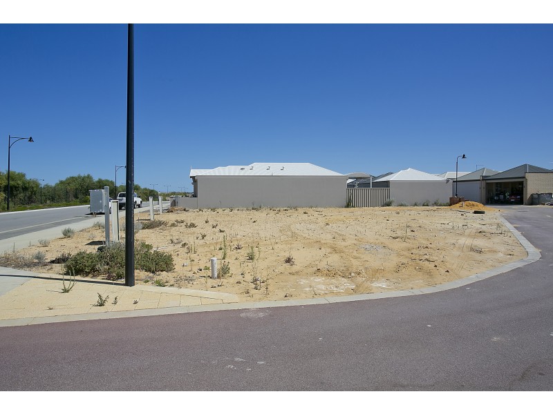 5 Fintona Crescent, Butler WA 6036